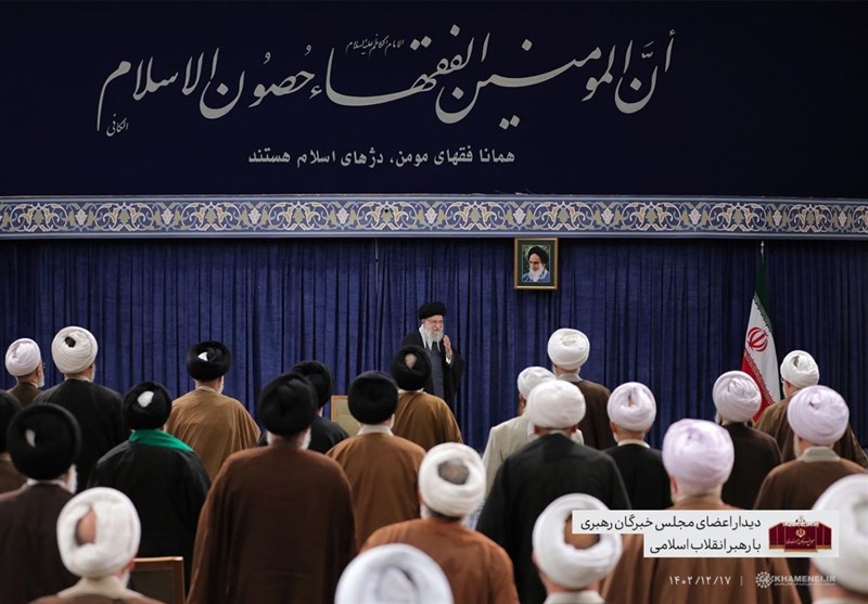 رهبر انقلاب در دیدار اعضای خبرگان: نمایندگان جدید مراقب باشند کام ملت و فضای سیاسی کشور تلخ نشود رهبر انقلاب در دیدار اعضای خبرگان: نمایندگان جدید مراقب باشند کام ملت و فضای سیاسی کشور تلخ نشود